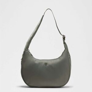 Lululemon City Essentials Shoulder Bag 4L